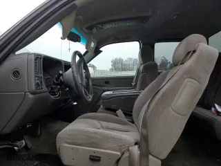 2003 Chevrolet Silverado 1500 Work Truck with VIN 2GCEC19X531171533, listed as a Copart auction lot 43610735 with 158,646 mi miles and Salvage Title. Bid and sale history available at carsss.com. Image 7.