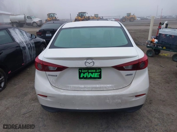 2015 Mazda Mazda3 i Touring with VIN 3MZBM1V76FM135365, listed as a IAAI auction lot 41317362 with 121,446 mi miles. Bid and sale history available at carsss.com. Image 17.