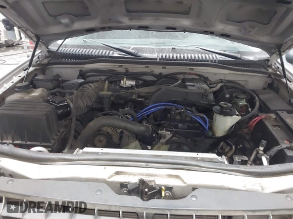 2002 Ford Explorer XLS with VIN 1FMZU72E92UC07085, listed as a IAAI auction lot 41726199 with 173,386 mi miles and . Bid and sale history available at DreamBid. Image 10.