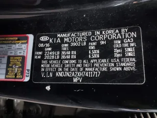 2017 Kia Soul with VIN KNDJN2A2XH7411717, listed as a IAAI auction lot 41483539 with 40,477 mi miles. Bid and sale history available at carsss.com. Image 9.