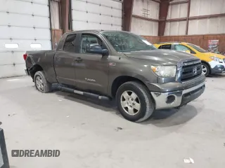 2010 Toyota Tundra 4WD Truck with VIN 5TFUY5F10AX129341, listed as a IAAI auction lot 42026029 with 176,517 mi miles. Bid and sale history available at carsss.com. Image 1.