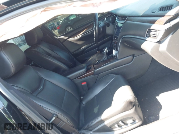 2018 Cadillac XTS Luxury with VIN 2G61M5S39J9161938, listed as a IAAI auction lot 42005882 with 102,335 mi miles. Bid and sale history available at carsss.com. Image 5.