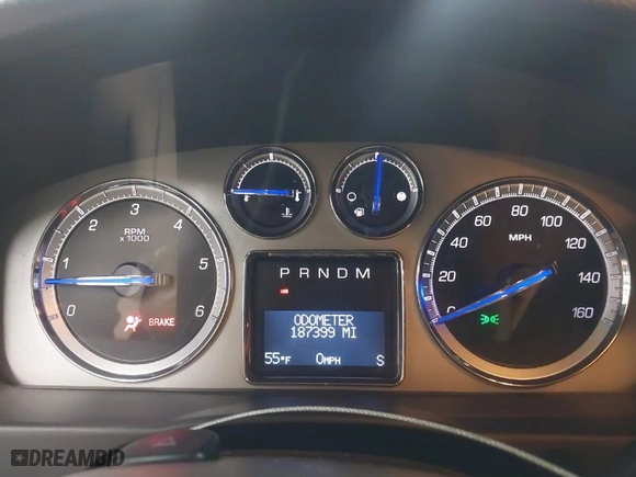 2009 Cadillac Escalade with VIN 1GYFK13279R254685, listed as a IAAI auction lot 40486846 with 187,339 mi miles. Bid and sale history available at carsss.com. Image 7.