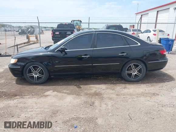 2008 Hyundai Azera Limited with VIN KMHFC46F78A318963, listed as a IAAI auction lot 42130920 with 104,412 mi miles and . Bid and sale history available at DreamBid. Image 14.