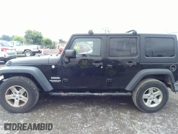 2016 Jeep Wrangler Unlimited Sport z VIN 1C4BJWDGXGL206502, wystawiony jako IAAI lot #42583701 z przebiegiem 120 525 mil mil oraz . Historia ofert i sprzedaży dostępna na DreamBid. Obrazek 14.