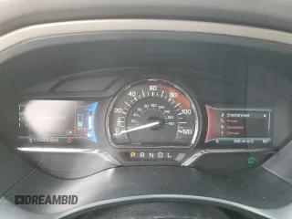 2015 Lincoln MKZ Hybrid с VIN 3LN6L2LU9FR625853, выставлен на аукционе Copart как лот 58370035 с пробегом 115 522 миль миль и Списание • Salvage title. История ставок и продаж доступна на DreamBid. Изображение 9.