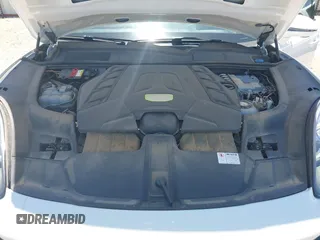 2020 Porsche Cayenne z VIN WP1BH2AY9LDA68083, wystawiony jako IAAI lot #42114933 z przebiegiem 16 850 mil mil oraz . Historia ofert i sprzedaży dostępna na DreamBid. Obrazek 10.