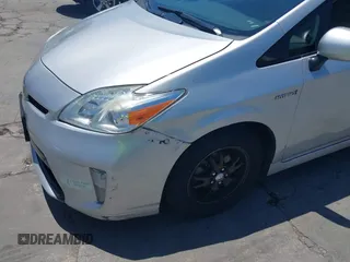 2015 Toyota Prius Four z VIN JTDKN3DU0F0415952, wystawiony jako IAAI lot #42402823 z przebiegiem 272 110 mil mil oraz . Historia ofert i sprzedaży dostępna na DreamBid. Obrazek 6.
