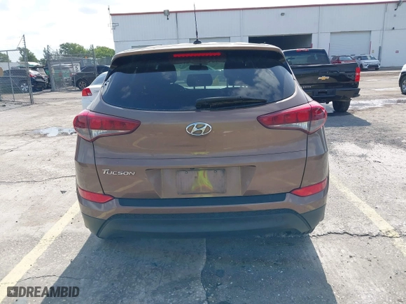2016 Hyundai Tucson SE with VIN KM8J23A4XGU180300, listed as a IAAI auction lot 42123067 with 123,804 mi miles. Bid and sale history available at carsss.com. Image 16.