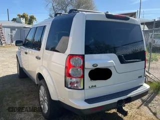 2010 Land Rover LR4 HSE с VIN SALAG2D4XAA542722, выставлен на аукционе Copart как лот 52212215 с пробегом 153 487 миль миль и Чистый • Clean title. История ставок и продаж доступна на DreamBid. Изображение 3.