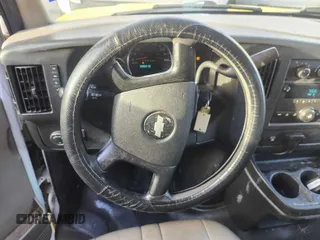 2013 Chevrolet Express Cargo с VIN 1GCWGFBA8D1140117, выставлен на аукционе IAAI как лот 42792032 с пробегом 185 814 миль миль и . История ставок и продаж доступна на DreamBid. Изображение 7.