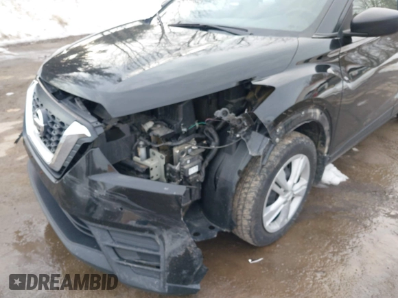 2019 Nissan Kicks S with VIN 3N1CP5CU5KL506517, listed as a IAAI auction lot 41647331 with 48,173 mi miles and . Bid and sale history available at carsss.com. Image 6.