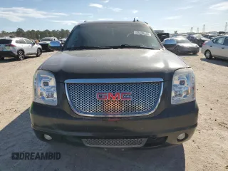2012 GMC Yukon XL Denali with VIN 1GKS1MEFXCR300868, listed as a Copart auction lot 48139195 with 221,274 mi miles and Salvage Title. Bid and sale history available at carsss.com. Image 5.