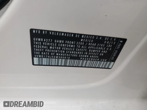 2014 Volkswagen Jetta SE with VIN 3VWD17AJ5EM365810, listed as a Copart auction lot 60676755 with 119,975 mi miles and Salvage title. Bid and sale history available at DreamBid. Image 12.