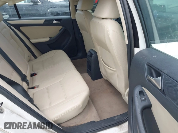 2012 Volkswagen Jetta SE with VIN 3VWDP7AJ7CM314675, listed as a IAAI auction lot 42270474 with 164,437 mi miles and . Bid and sale history available at DreamBid. Image 8.