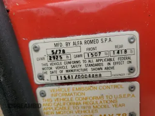 1978 Alfa Romeo Spider z VIN AR115410004488, wystawiony jako Copart lot #74726184 z przebiegiem 50 872 mil mil oraz Szkody całkowita. Historia ofert i sprzedaży dostępna na DreamBid. Obrazek 13.