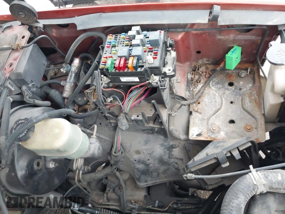 2001 Chevrolet Silverado 1500 LS with VIN 2GCEC19T211306736, listed as a IAAI auction lot 41887724 with 1 mi miles. Bid and sale history available at carsss.com. Image 12.