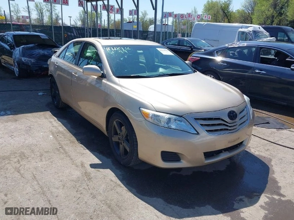 2010 Toyota Camry with VIN 4T1BF3EK0AU031841, listed as a IAAI auction lot 41978436 with 110,309 mi miles. Bid and sale history available at carsss.com. Image 1.