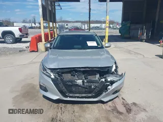 2020 Nissan Altima SV z VIN 1N4BL4DW1LC195914, wystawiony jako IAAI lot #41888061 z przebiegiem 81 376 mil mil oraz . Historia ofert i sprzedaży dostępna na DreamBid. Obrazek 12.
