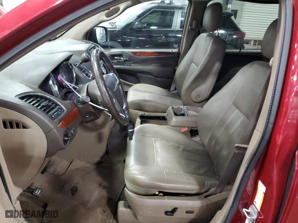 2013 Chrysler Town & Country Touring-L with VIN 2C4RC1CG3DR512103, listed as a Copart auction lot 46994965 with 137,010 mi miles and Salvage Title. Bid and sale history available at carsss.com. Image 7.