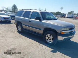 2003 Chevrolet Tahoe LS with VIN 1GNEK13T13J144304, listed as a IAAI auction lot 41784000 with 363,478 mi miles. Bid and sale history available at carsss.com. Image 1.