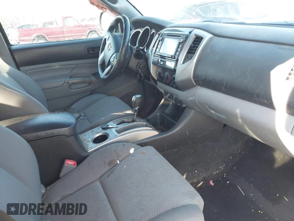 2014 Toyota Tacoma PreRunner with VIN 5TFJU4GN0EX057850, listed as a IAAI auction lot 41656053 with 170,269 mi miles. Bid and sale history available at carsss.com. Image 5.