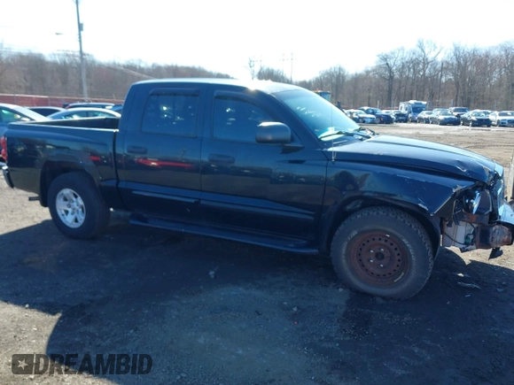 2005 Dodge Dakota SLT z VIN 1D7HW48N25S178373, wystawiony jako IAAI lot #41815561 z przebiegiem 148 112 mil mil oraz . Historia ofert i sprzedaży dostępna na DreamBid. Obrazek 18.