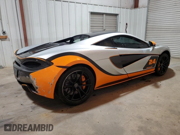 2017 McLaren 570S z VIN SBM13DAA6HW002345, wystawiony jako Copart lot #69572144 z przebiegiem 22 164 mil mil oraz Szkody całkowita. Historia ofert i sprzedaży dostępna na DreamBid. Obrazek 3.