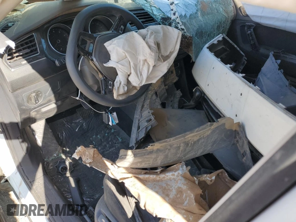 2020 Volkswagen Tiguan S z VIN 3VV0B7AX4LM020785, wystawiony jako Copart lot #87152244 z przebiegiem Nie podano mil oraz Szkoda całkowita • Salvage title. Historia ofert i sprzedaży dostępna na DreamBid. Obrazek 8.