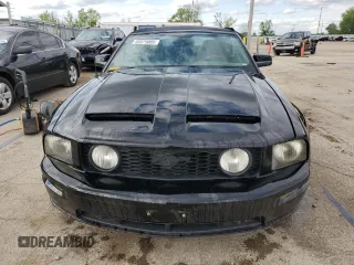 2007 Ford Mustang GT Deluxe z VIN 1ZVFT85H275252373, wystawiony jako Copart lot #55579065 z przebiegiem 125 941 mil mil oraz Szkoda całkowita • Salvage title. Historia ofert i sprzedaży dostępna na DreamBid. Obrazek 5.