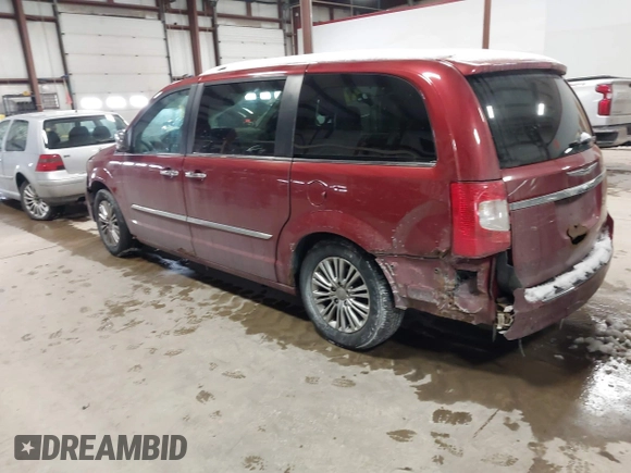 2011 Chrysler Town & Country Limited with VIN 2A4RR6DG6BR610723, listed as a IAAI auction lot 41618665 with 165,993 mi miles. Bid and sale history available at carsss.com. Image 3.