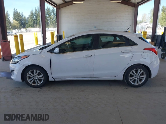 2014 Hyundai Elantra GT with VIN KMHD35LH0EU234707, listed as a IAAI auction lot 42046837 with 47,447 mi miles. Bid and sale history available at carsss.com. Image 14.