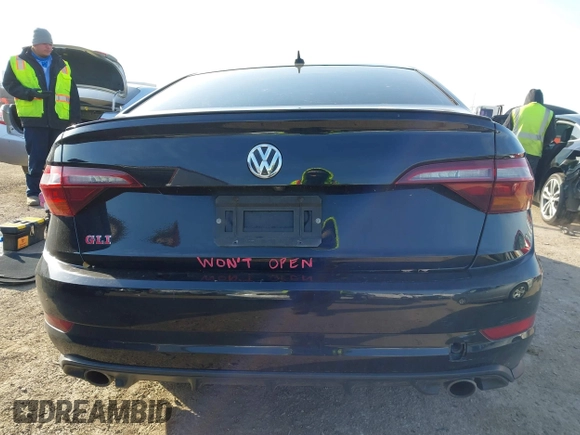 2019 Volkswagen Jetta GLI S z VIN 3VW5T7BU3KM245927, wystawiony jako IAAI lot #41573257 z przebiegiem 57 322 mil mil oraz . Historia ofert i sprzedaży dostępna na DreamBid. Obrazek 17.