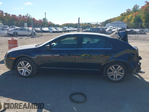 2007 Ford Fusion SEL with VIN 3FAHP02197R269506, listed as a IAAI auction lot 40588828 with 196,951 mi miles. Bid and sale history available at carsss.com. Image 14.