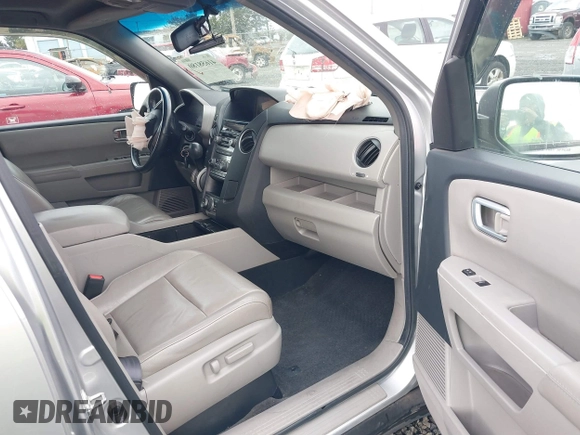 2012 Honda Pilot EX-L with VIN 5FNYF4H71CB053886, listed as a IAAI auction lot 41658180 with 140,541 mi miles and . Bid and sale history available at DreamBid. Image 5.
