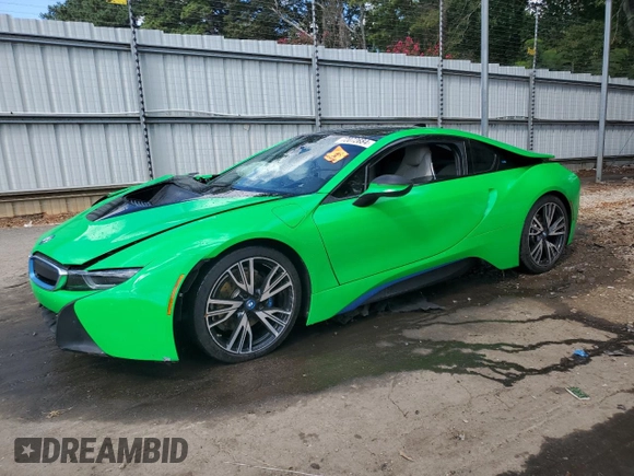 2015 BMW i8 with VIN WBY2Z2C50FV392974, listed as a Copart auction lot 72072684 with 116,474 mi miles and Salvage Title. Bid and sale history available at carsss.com. Image 1.