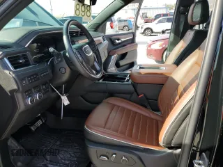 2023 GMC Yukon Denali Ultimate with VIN 1GKS2EKL7PR100968, listed as a Copart auction lot 88025135 with 6,423 mi miles and Salvage Title. Bid and sale history available at carsss.com. Image 7.