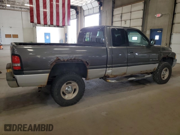 2001 Dodge 1500 with VIN 3B7HF13Z71M570626, listed as a Copart auction lot 55358355 with 203,464 mi miles and Clean Title. Bid and sale history available at carsss.com. Image 3.