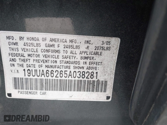 2005 Acura TL with VIN 19UUA66265A038281, listed as a IAAI auction lot 41520682 with 244,290 mi miles. Bid and sale history available at carsss.com. Image 9.