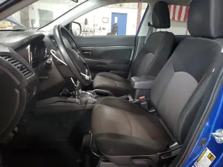 2017 Mitsubishi Outlander ES with VIN JA4AR3AU6HZ070178, listed as a Copart auction lot 54676355 with 72,501 mi miles and Salvage title. Bid and sale history available at DreamBid. Image 7.