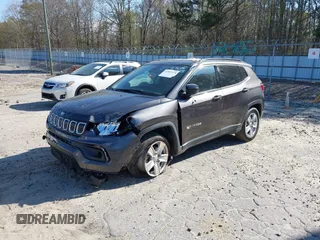2022 Jeep Compass Latitude with VIN 3C4NJCBB0NT138781, listed as a IAAI auction lot 41897474 with 44,955 mi miles and . Bid and sale history available at carsss.com. Image 2.