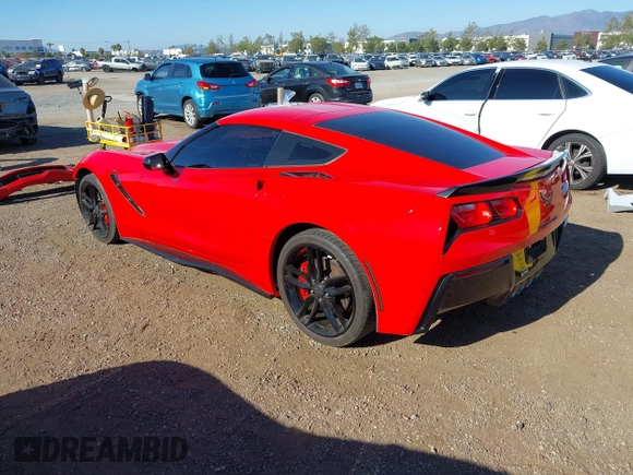2017 Chevrolet Corvette Z51 1LT z VIN 1G1YH2D71H5115535, wystawiony jako IAAI lot #42235440 z przebiegiem 57 077 mil mil oraz . Historia ofert i sprzedaży dostępna na DreamBid. Obrazek 3.