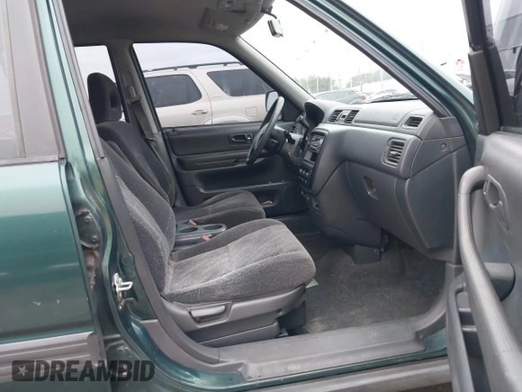 2000 Honda CR-V LX with VIN JHLRD2845YS007348, listed as a IAAI auction lot 41565908 with 168,123 mi miles. Bid and sale history available at carsss.com. Image 5.