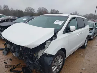 2020 Kia Sedona L with VIN KNDMA5C17L6595852, listed as a IAAI auction lot 41566584 with 102,712 mi miles. Bid and sale history available at carsss.com. Image 15.