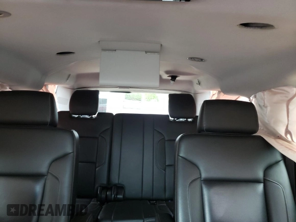 2017 Chevrolet Suburban Premier z VIN 1GNSKJKC3HR322324, wystawiony jako Copart lot #55039595 z przebiegiem 150 117 mil mil oraz Szkoda całkowita • Salvage title. Historia ofert i sprzedaży dostępna na DreamBid. Obrazek 10.