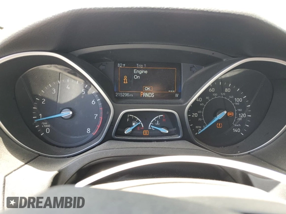 2016 Ford Focus Titanium z VIN 1FADP3J2XGL319399, wystawiony jako Copart lot #59258745 z przebiegiem 215 296 mil mil oraz Szkoda całkowita • Salvage title. Historia ofert i sprzedaży dostępna na DreamBid. Obrazek 9.