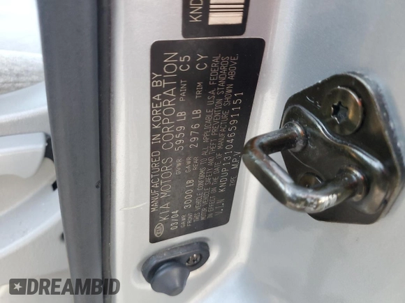 2004 Kia Sedona LX with VIN KNDUP131046591151, listed as a Copart auction lot 82201894 with 147,194 mi miles and Salvage Title. Bid and sale history available at carsss.com. Image 13.