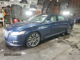 2017 Lincoln Continental Reserve with VIN 1LN6L9NP9H5610582, listed as a Copart auction lot 82686464 with 109,712 mi miles and Clean Title. Bid and sale history available at carsss.com. Image 1.