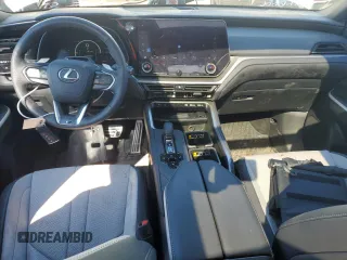 2024 Lexus TX 500h F Sport Premium z VIN 5TDABAB69RS002975, wystawiony jako Copart lot #51767135 z przebiegiem 11 894 mil mil oraz Czysty tytuł • Clean title. Historia ofert i sprzedaży dostępna na DreamBid. Obrazek 8.