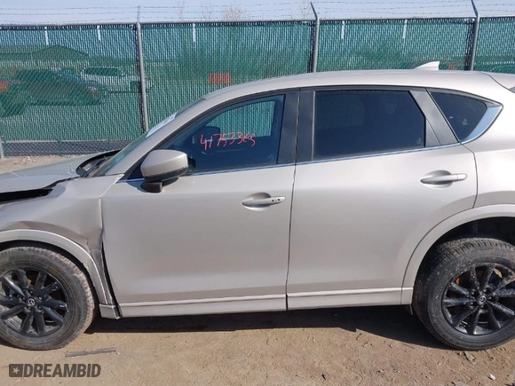 2024 Mazda CX-5 2.5 S Carbon Edition with VIN JM3KFBCL5R0457111, listed as a IAAI auction lot 41753365 with 16,147 mi miles. Bid and sale history available at carsss.com. Image 15.